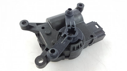 Original OE MERCEDES-BENZ Elektromotor A0008203608