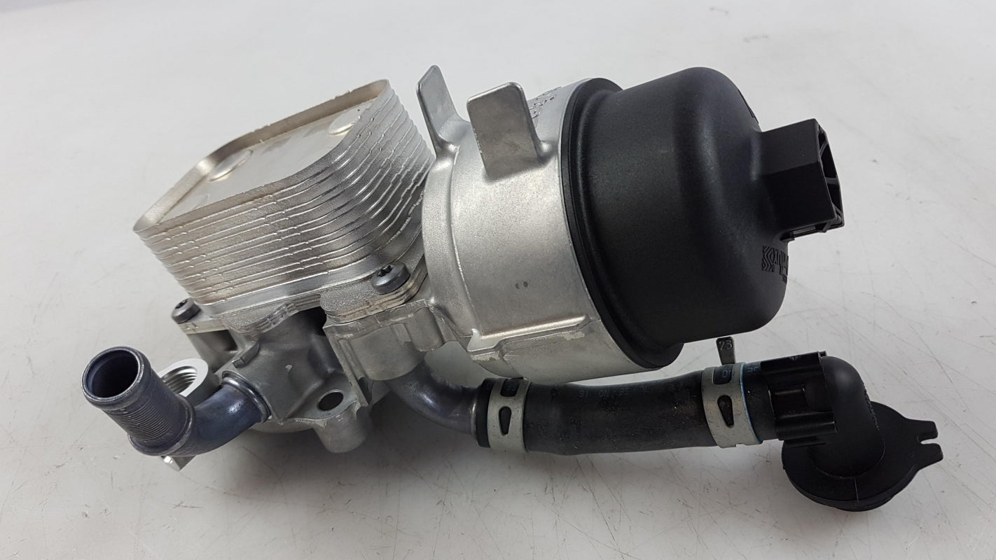 Original PEUGEOT Expert 308 508 CITROËN Jumpy C4 C5 C8 Motorölkühler 9810152980