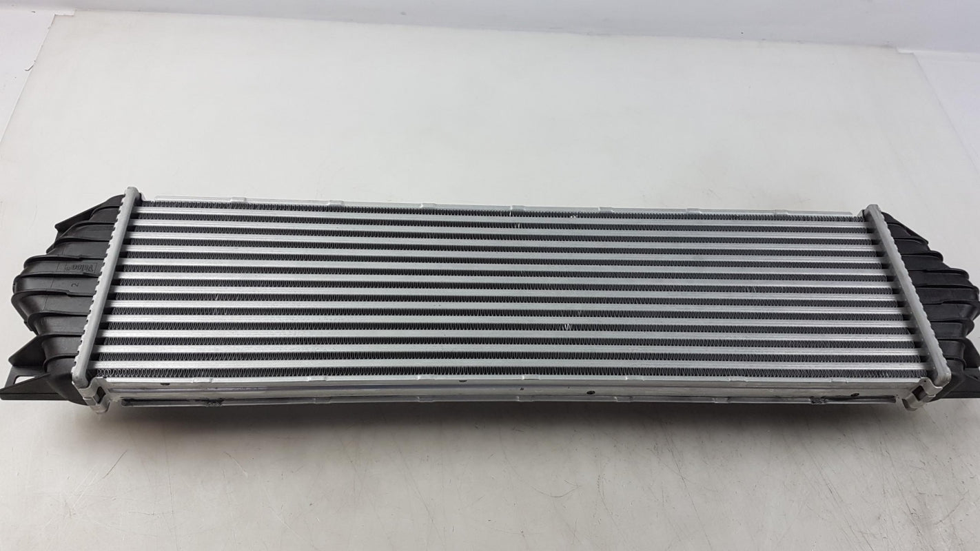 Original RENAULT Master II Ladeluftkühler Turbokühler 7701043695
