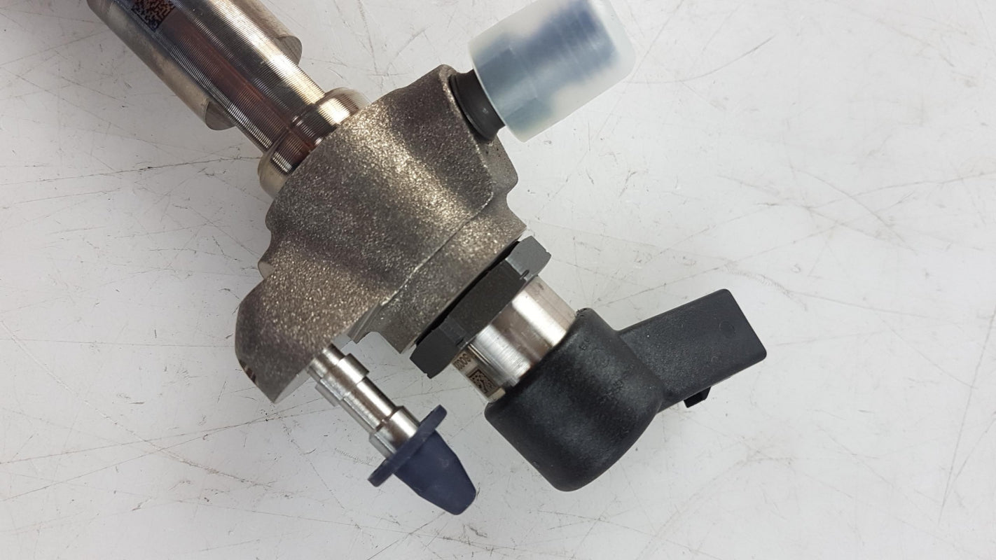 Original PSA C3 DS3 DS4 Berlingo 207 308 Partner 1.6 HDi Injektor 1608518380