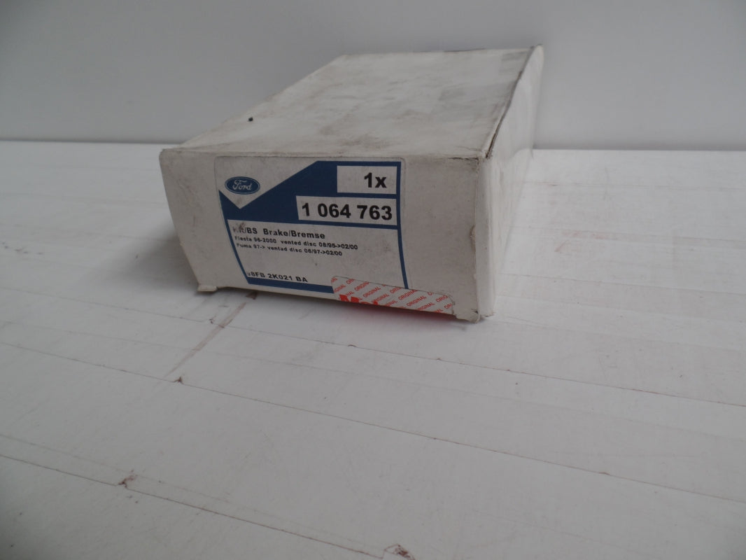 Original OE FORD Bremsbeläge 1064763