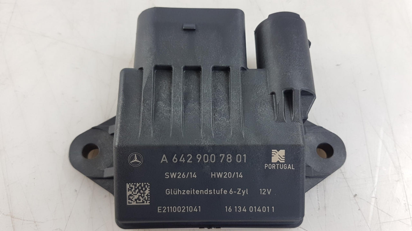 Original MERCEDES-BENZ W203 W211 X164 OM642 Glühkerzen Steuergerät A6429007801