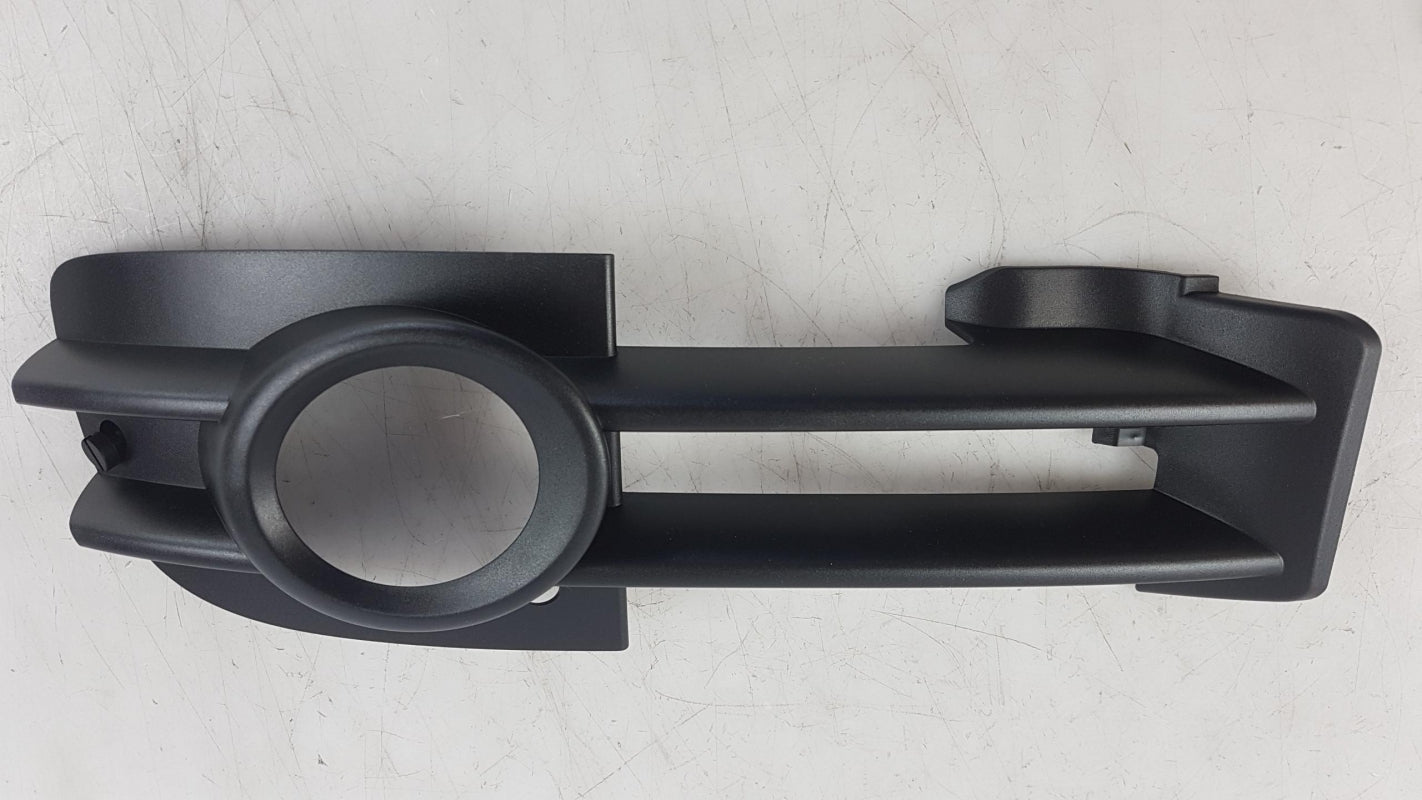 Original OE Volkswagen Nebelscheinwerfer Abdeckung 8E0807682B01C