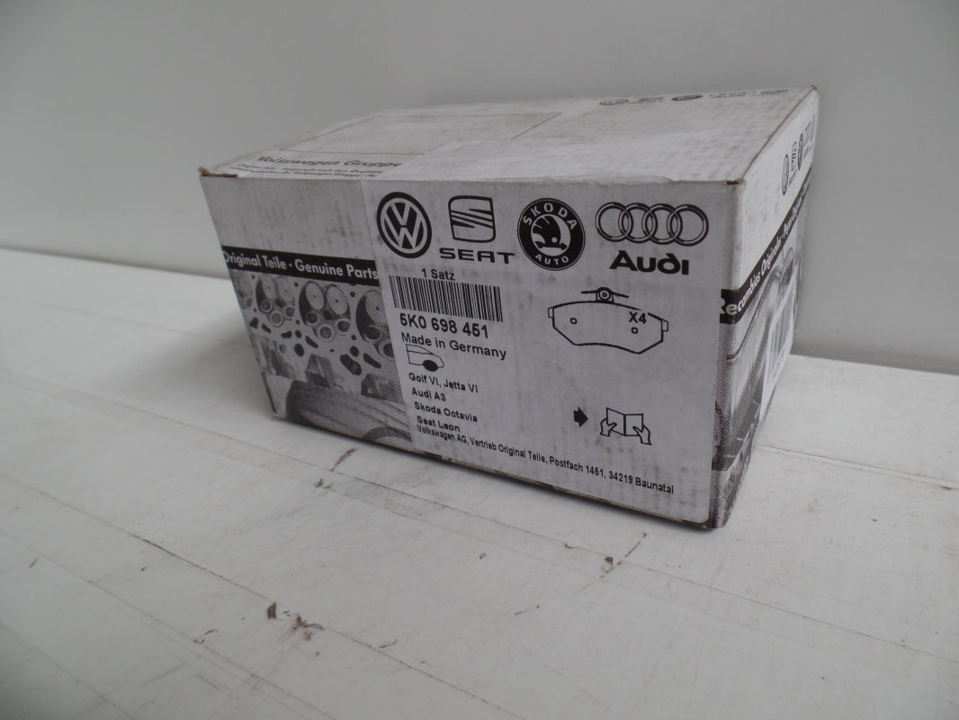 Original OE Volkswagen Bremsbeläge 5K0698451