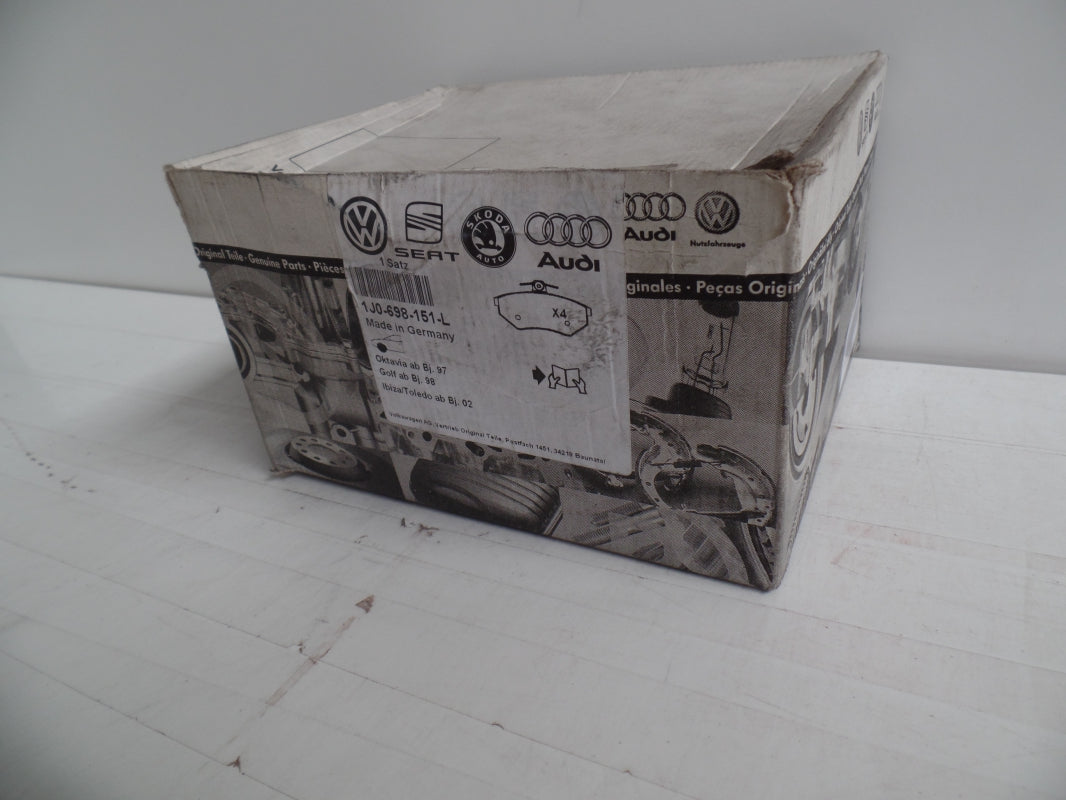 Original OE Volkswagen Bremsbeläge 1J0698151L