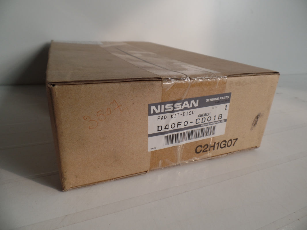 Original OE NISSAN Bremsbeläge D40F0CD01B