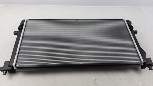Original VOLKSWAGEN Golf SKODA Octavia AUDI A3 Q2 SEAT Wasserkühler 5Q0121251EC