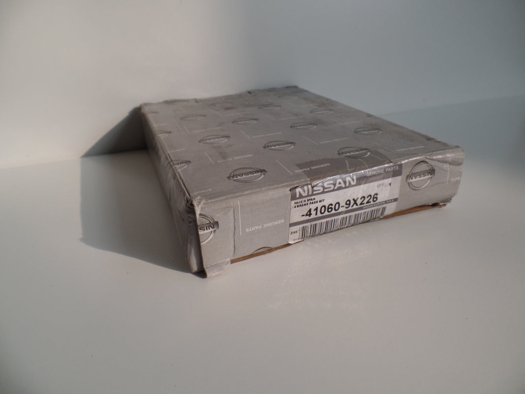 Original NISSAN Cabstar (98-06) Bremsklötze Bremsbeläge Satz Vorne 410609X226