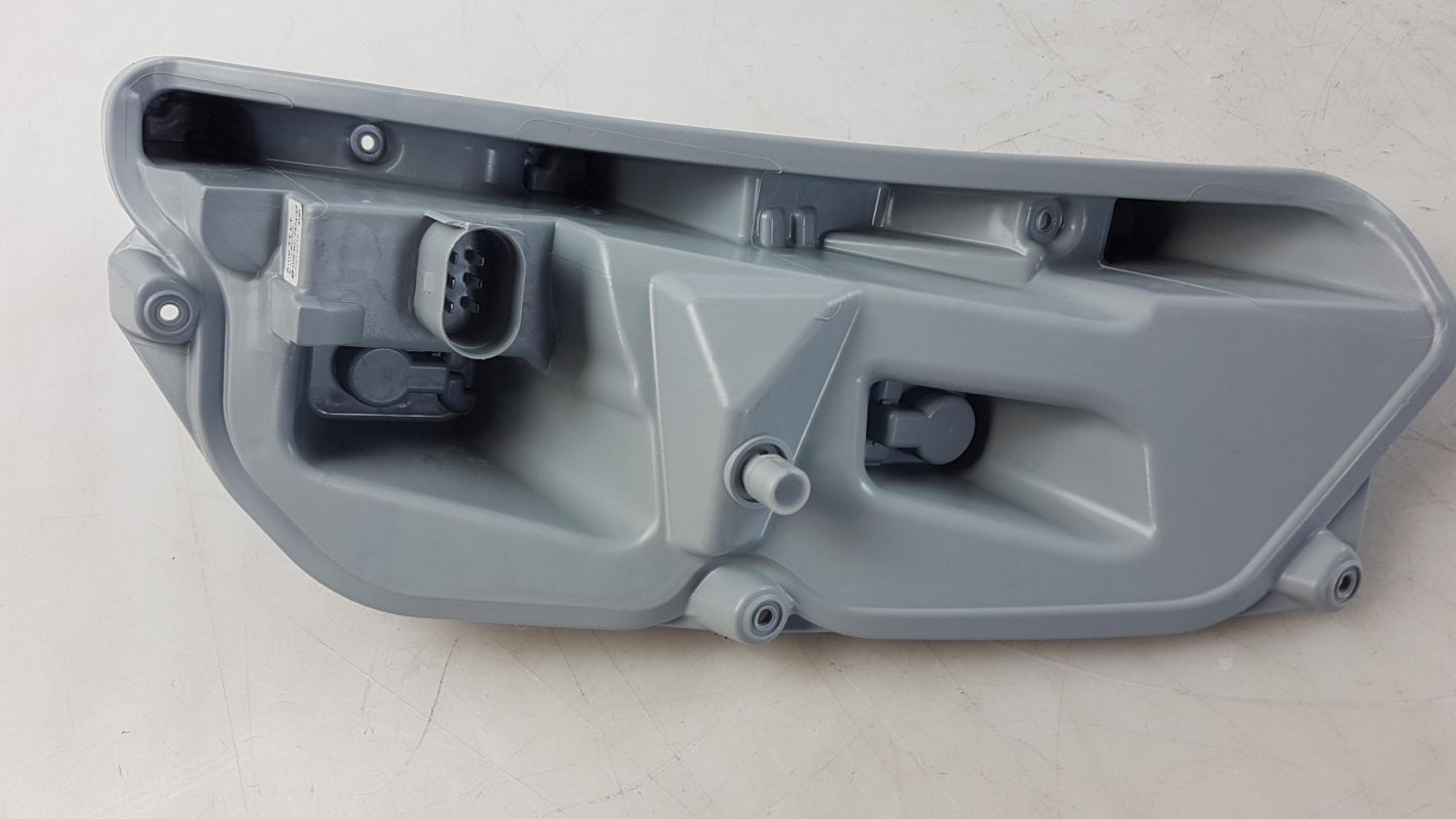 Original OE Volkswagen Lampenträger 8J0945258A