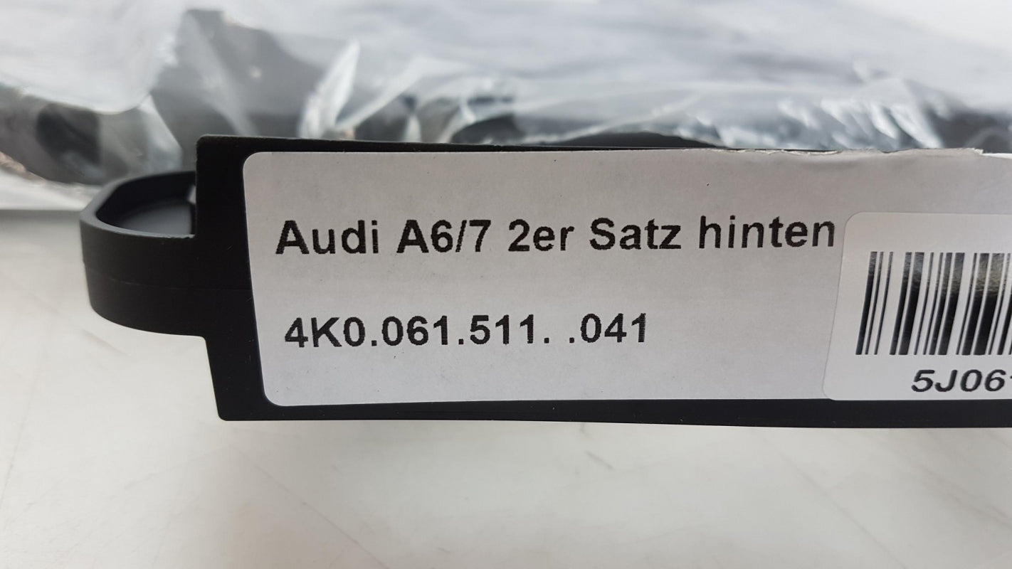 Original OE Volkswagen Fußmattensatz 4K0061511041