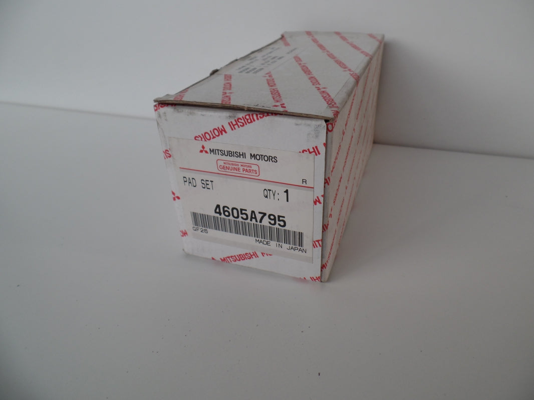 Original MITSUBISHI ASX Lancer Outlander Bremsbeläge Bremsklötze vorne 4605A795