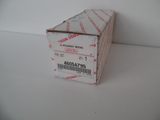 Original MITSUBISHI ASX Lancer Outlander Bremsbeläge Bremsklötze vorne 4605A795