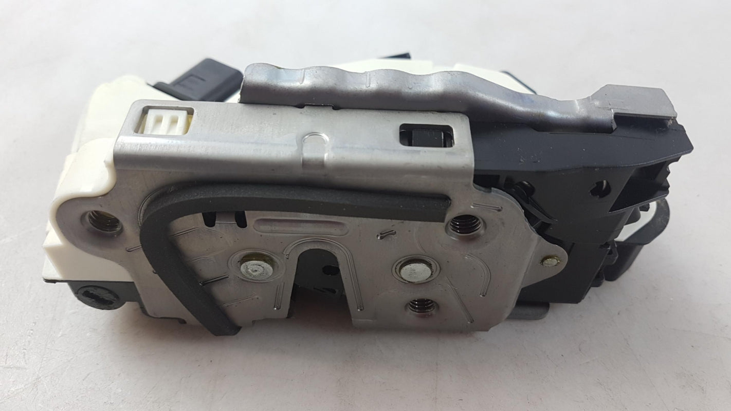 Original AUDI A1 VW Amarok Tiguan 5N Scirocco Türschloss vorne rechts 5N1837016N