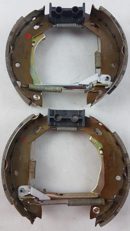 Original OE RENAULT Bremsbackensatz 7701205312