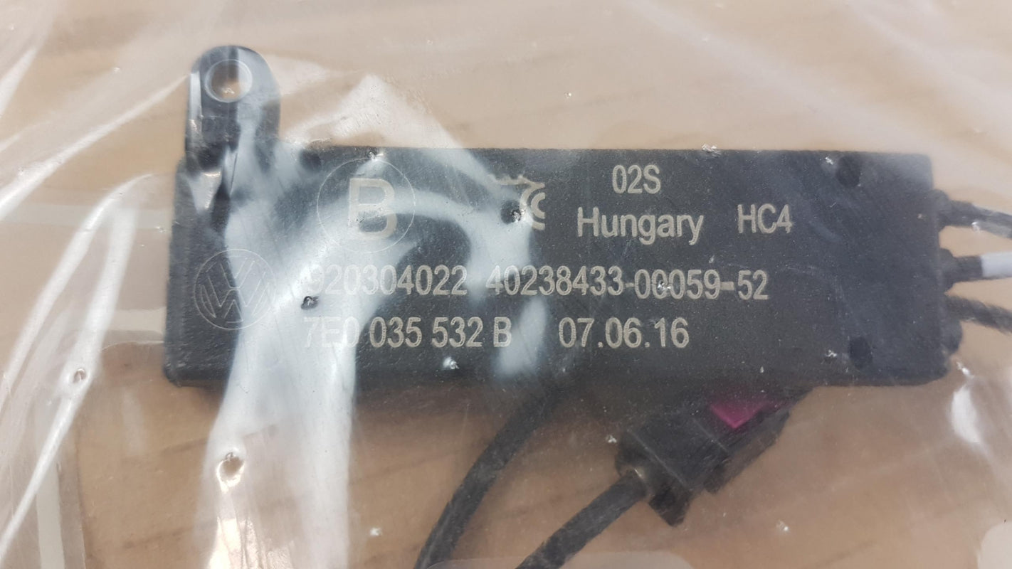 Original OE Volkswagen Antenne 7E0035532B