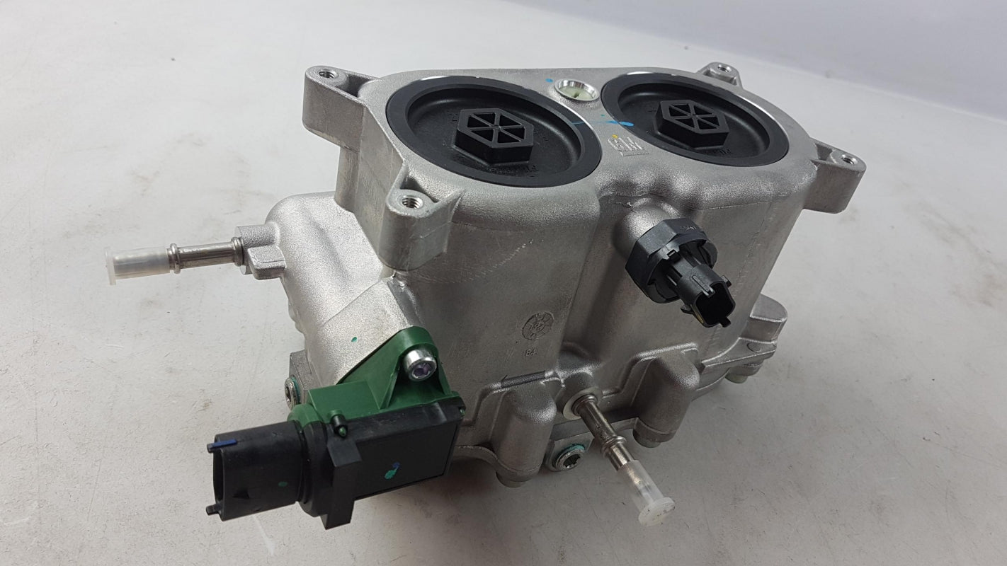 Original OPEL Antara CHEVROLET Captiva 2.2d Kraftstofffiltergehäuse 95135917
