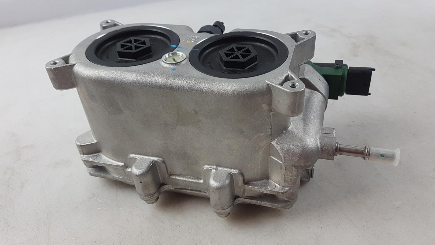 Original OPEL Antara CHEVROLET Captiva 2.2d Kraftstofffiltergehäuse 95135917
