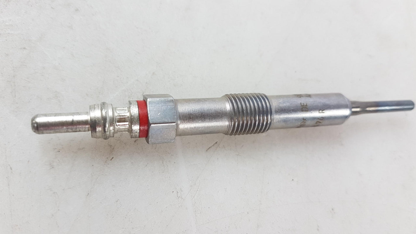 Original RENAULT Clio IV DACIA Duster Sandero II 1.5 dCi Glühkerze 110654876R