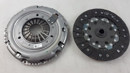 Original OE RENAULT Kupplungssatz 302052965R