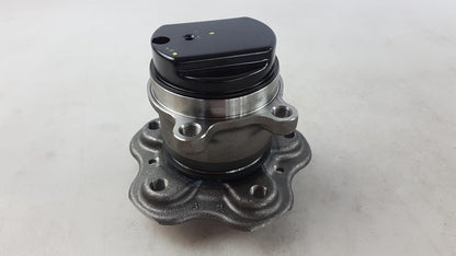 Original NISSAN Qashqai II 2013 > Radnabe Hinten 432024EA0A