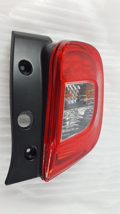 Original NISSAN Micra '10-'16 Heckleuchte Rücklicht rechts 265503HN0A