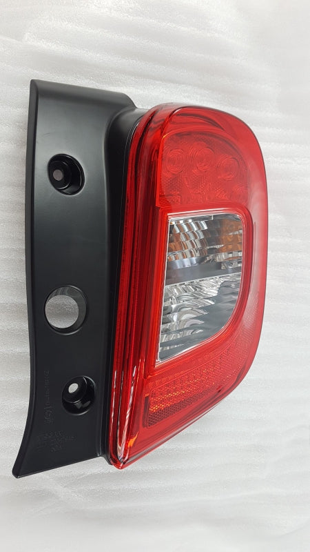 Original NISSAN Micra '10-'16 Heckleuchte Rücklicht rechts 265503HN0A