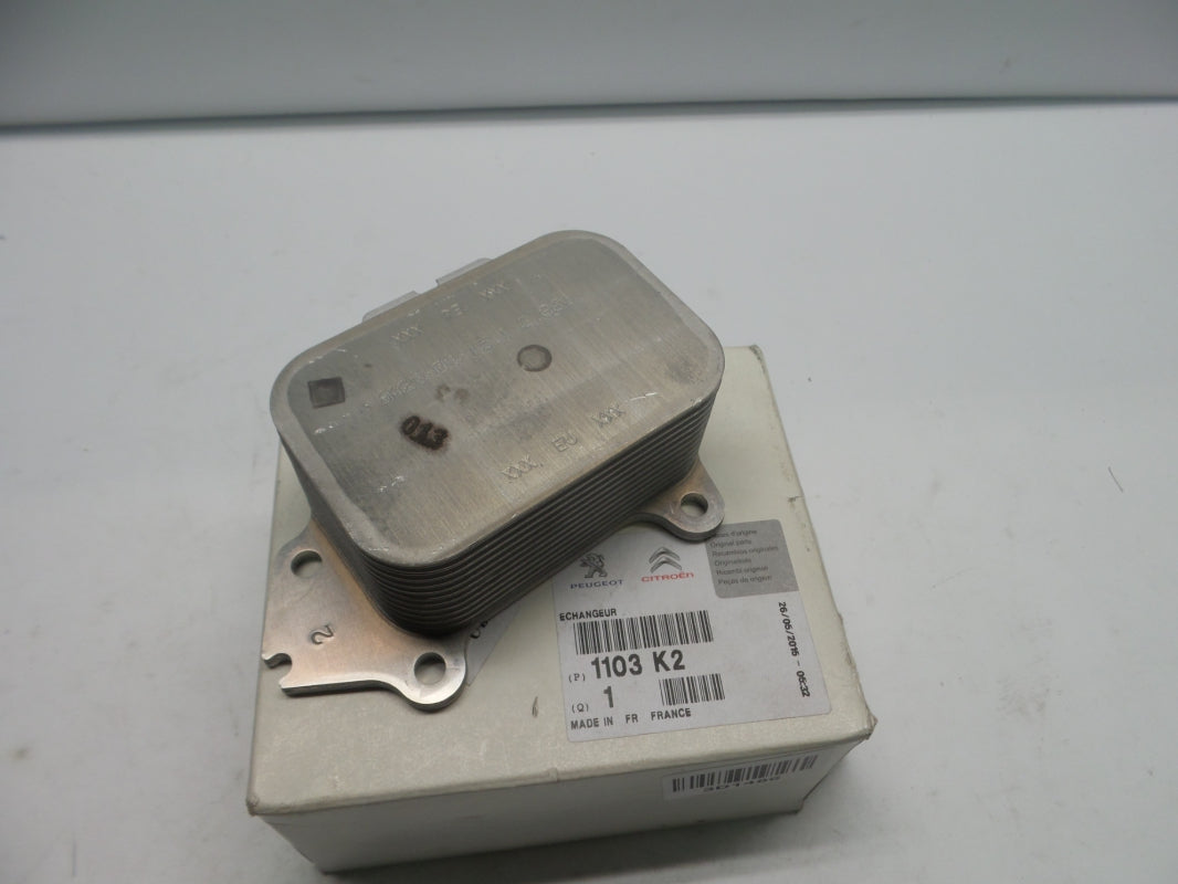 Original PEUGEOT 1007 107 206 207 307 CITROEN C1-C3 XSara Motorölkühler 1103K2