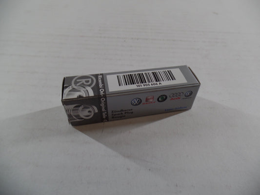 Original AUDI A3 TT VW Eos Golf Touareg Phaeton Zündkerze LongLife 101905606A