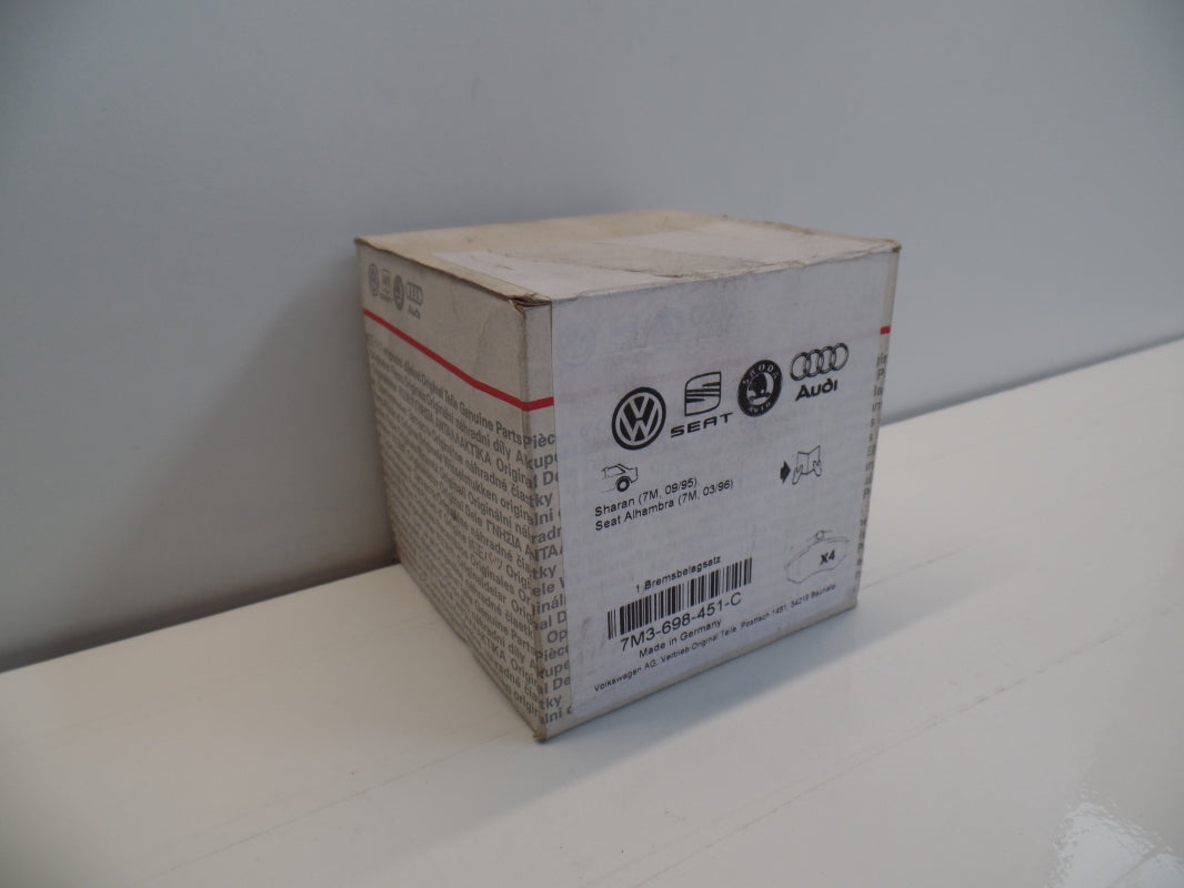 Original OE Volkswagen Bremsbeläge 7M3698451C