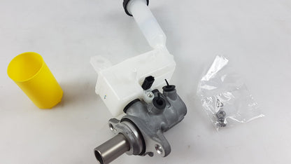 Original NISSAN Juke I (18-19) Sentra VII (16-19) Hauptbremszylinder 460101KA0B