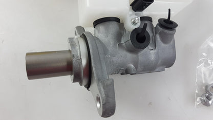 Original NISSAN Juke I (18-19) Sentra VII (16-19) Hauptbremszylinder 460101KA0B