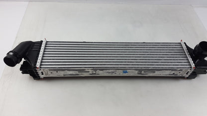 Original OPEL Vivaro-B Ladeluftkühler 93868349