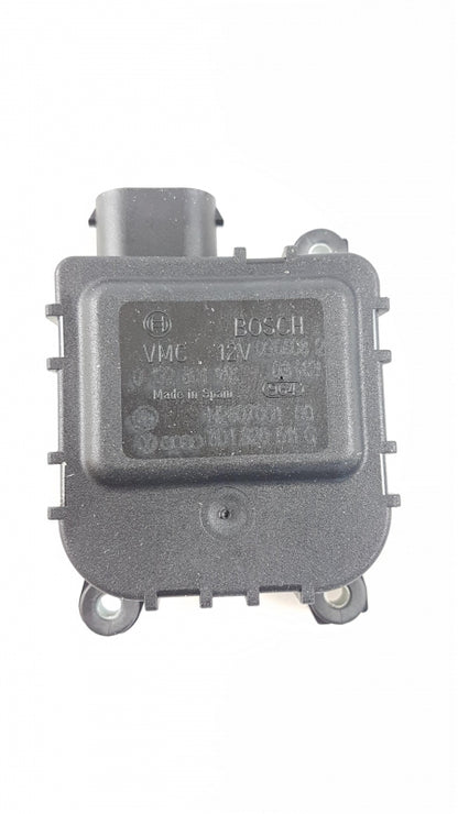 Original OE Volkswagen Stellmotor 8D1820511G