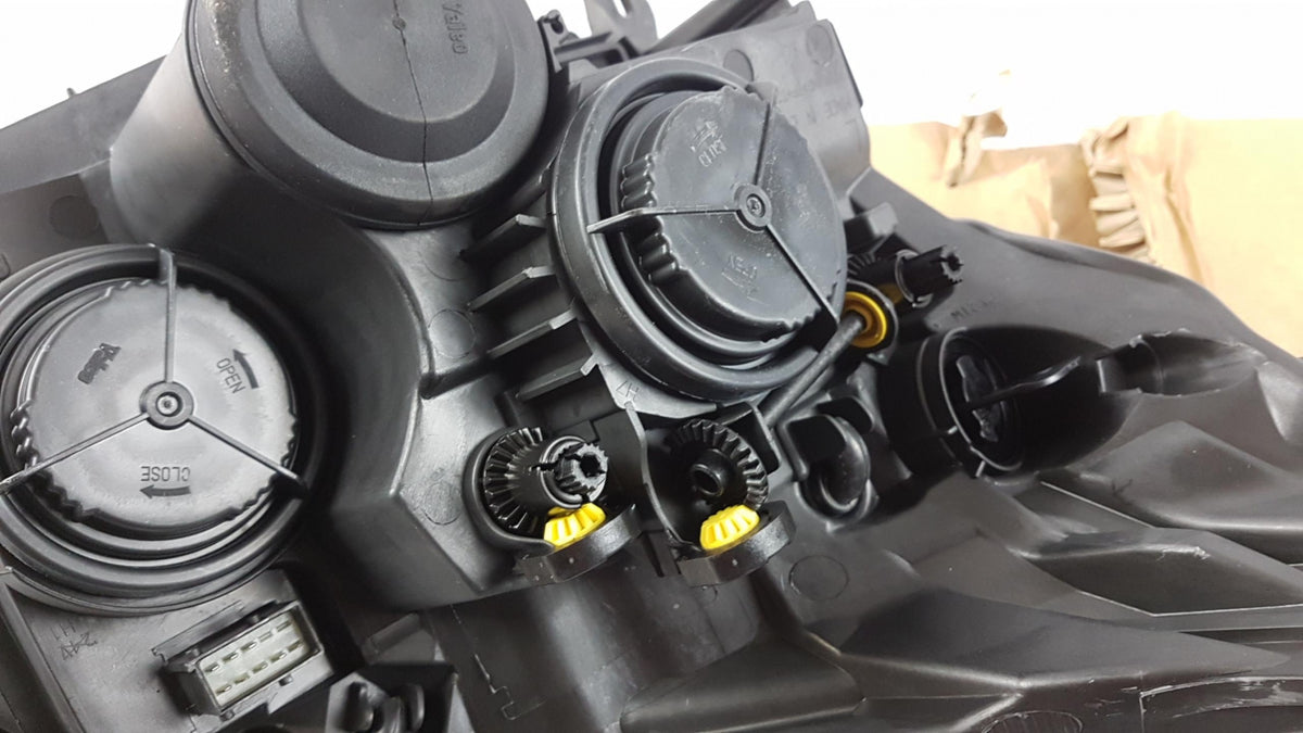 Original OPEL Vectra-C Hauptscheinwerfer Frontlicht links 93192377