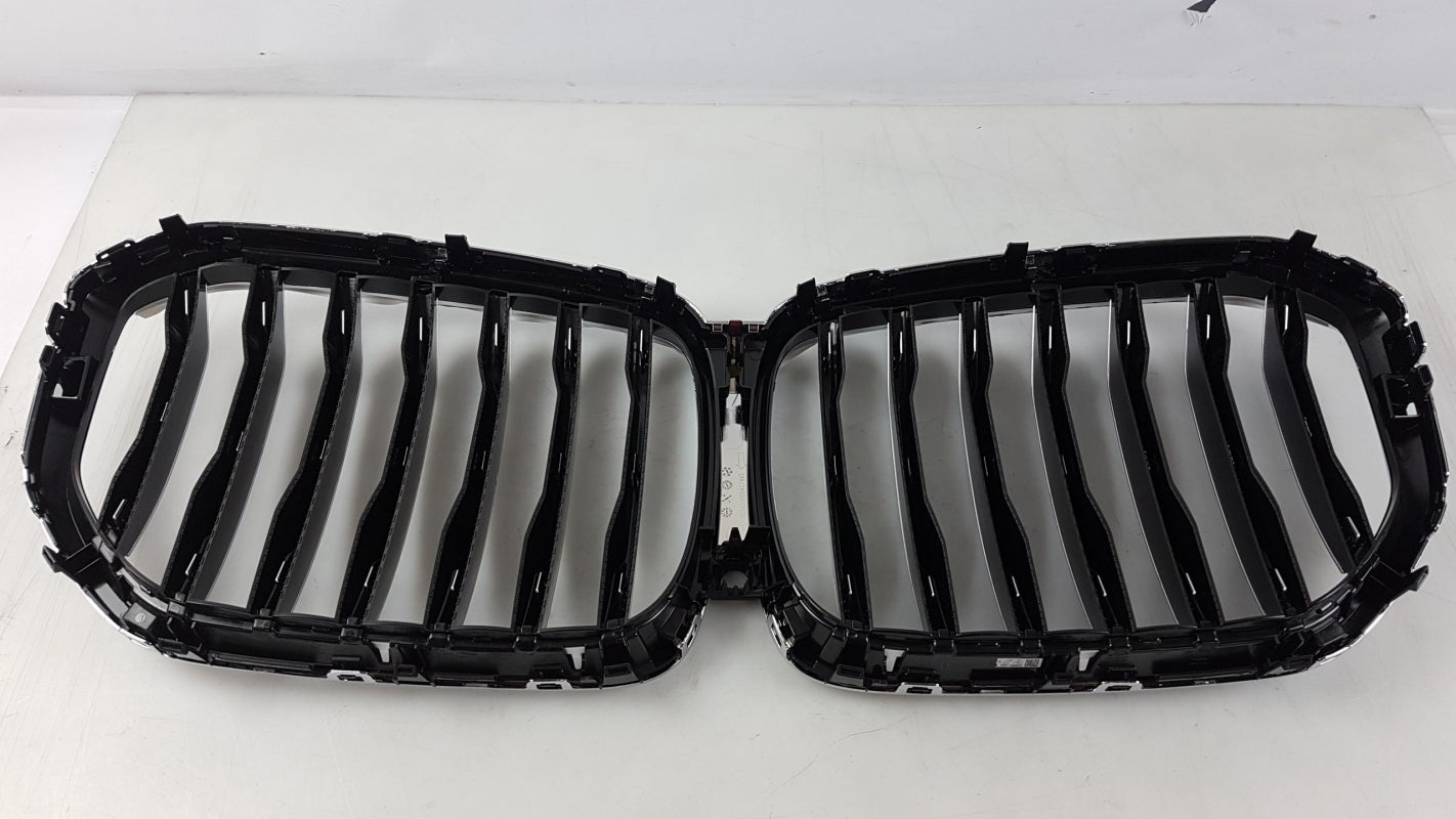 Original BMW X5 G05 G18 Kühlergitter Chrom 51137454887