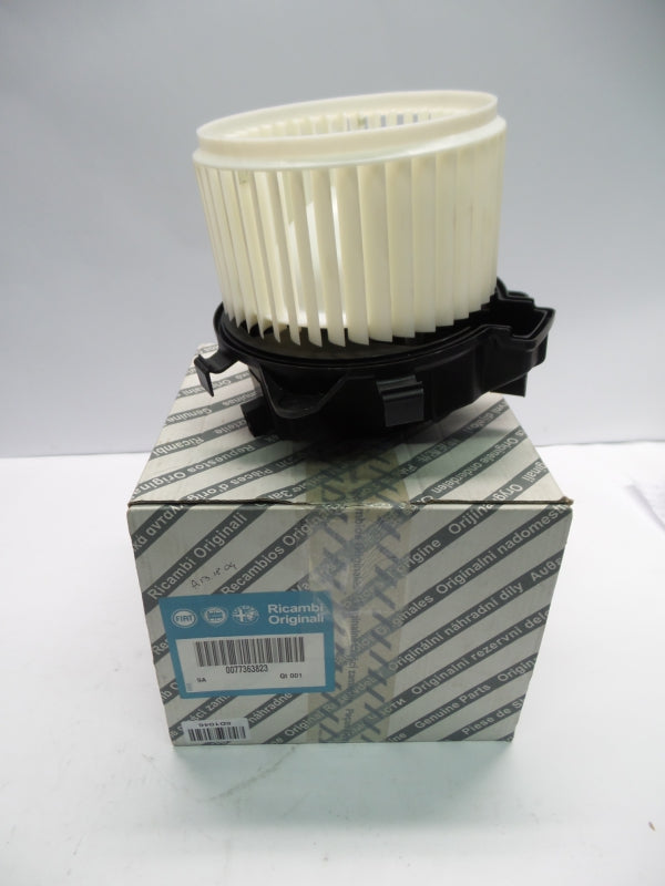 Original FIAT Nuova Bravo 3L '07-'09 Innenraumgebläse Elektromotor 77363823