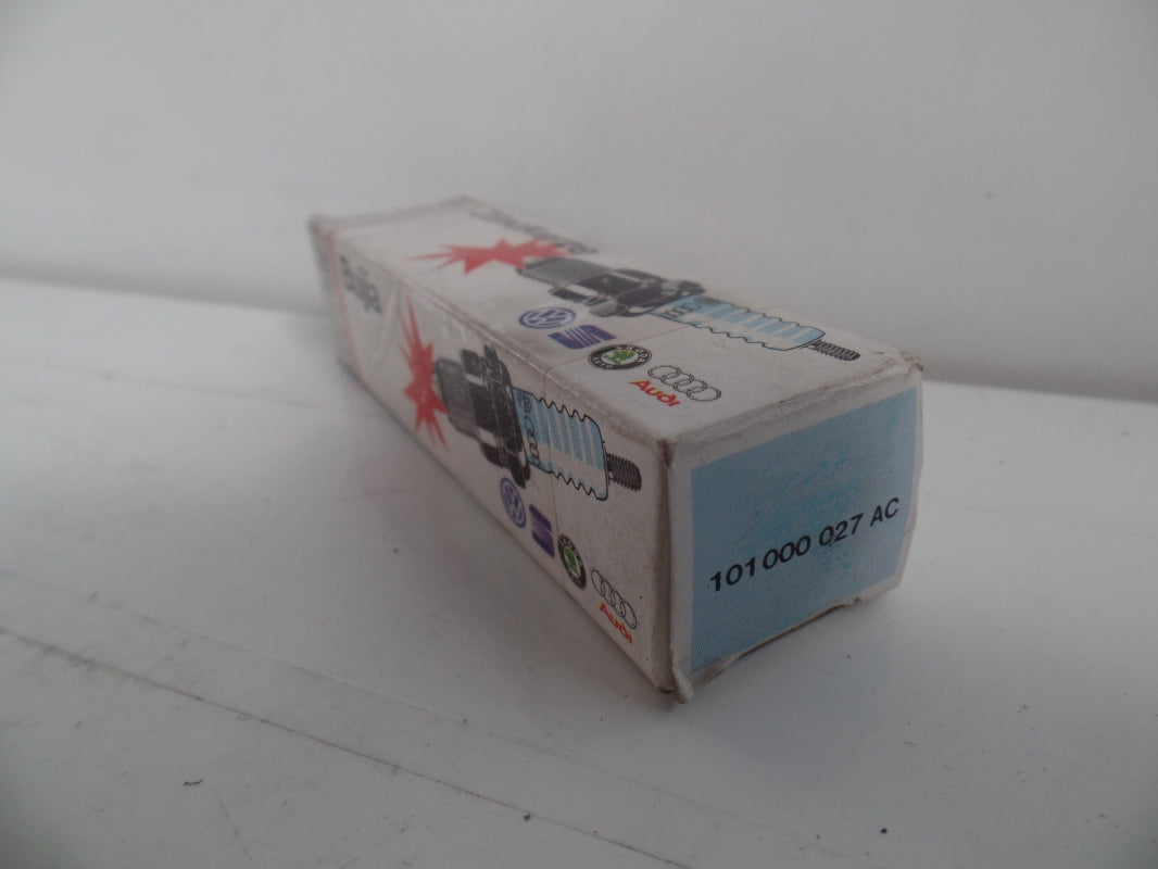 Original OE Volkswagen Zündkerze 101000027AC