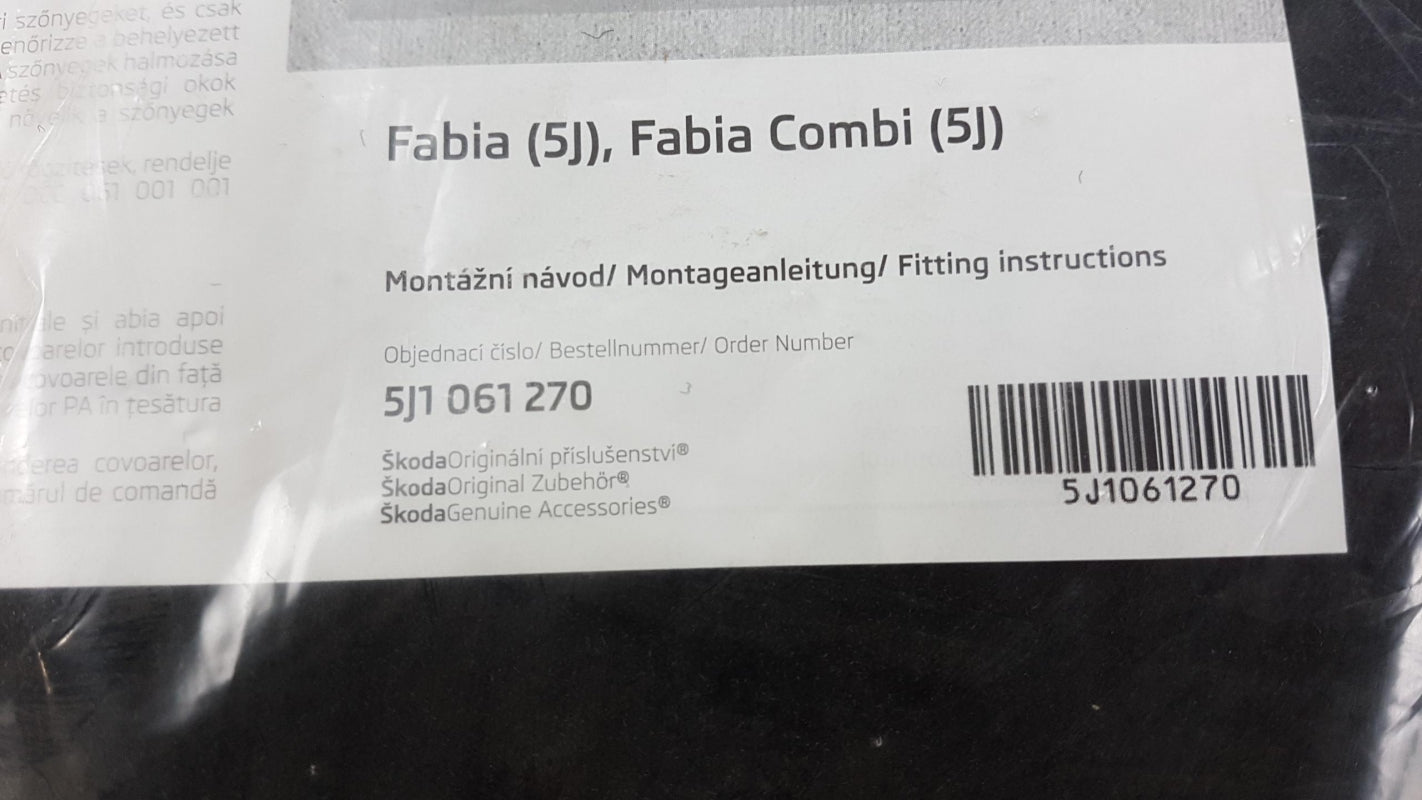 Original OE Volkswagen Fußmattensatz 5J1061270