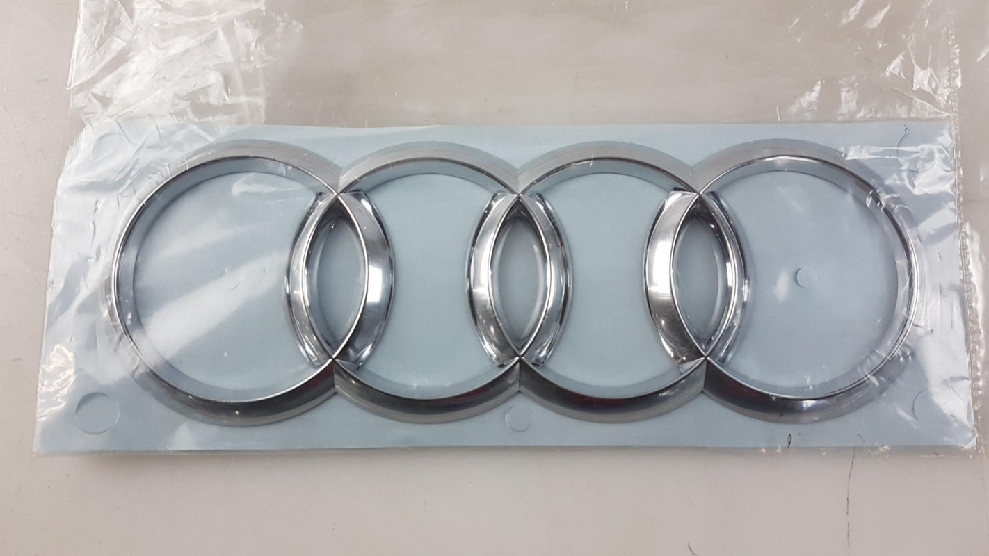 Original OE Volkswagen Emblem Logo 4G58537422ZZ