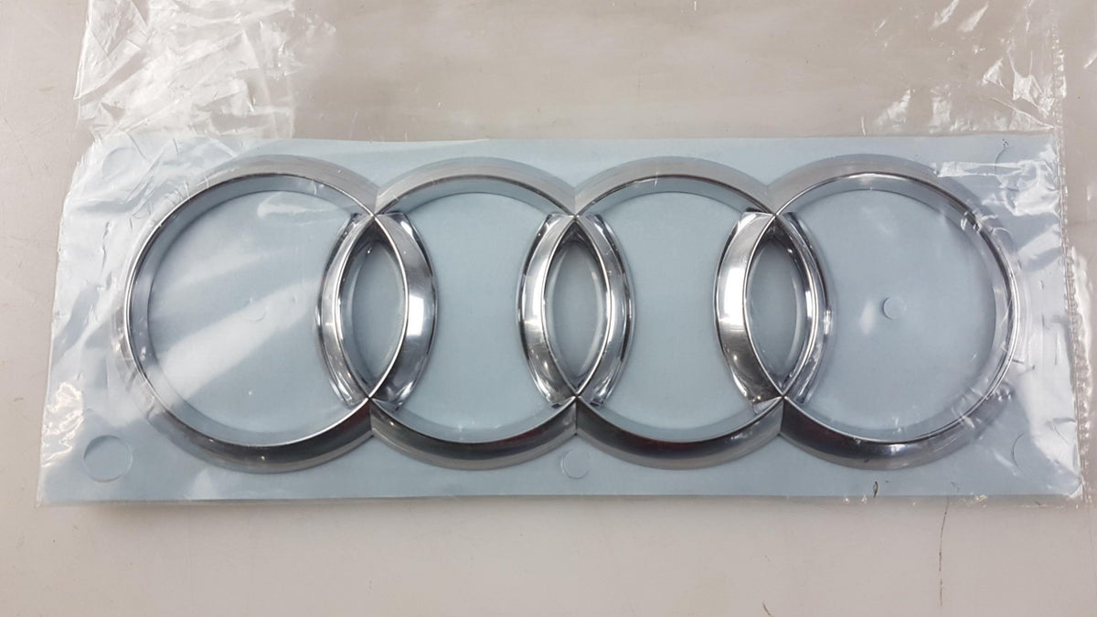 Original OE Volkswagen Emblem Logo 4G58537422ZZ
