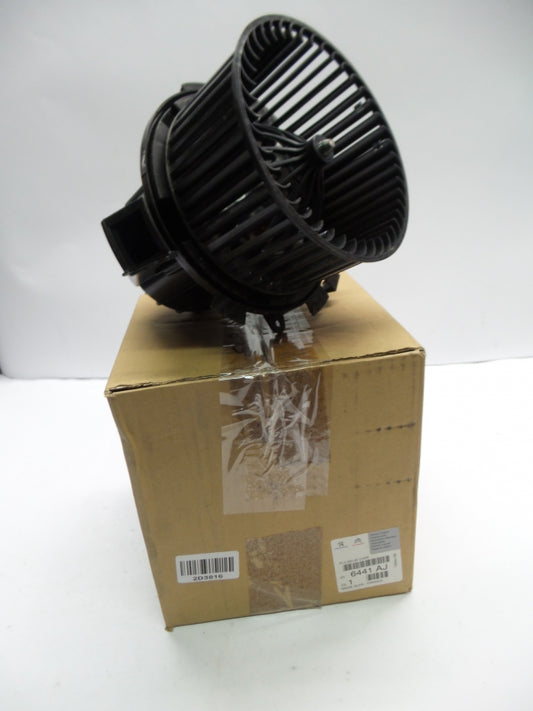 Original PEUGEOT 407 CITROEN C5 (X7) C6 Innenraumgebläse Elektromotor 6441AJ