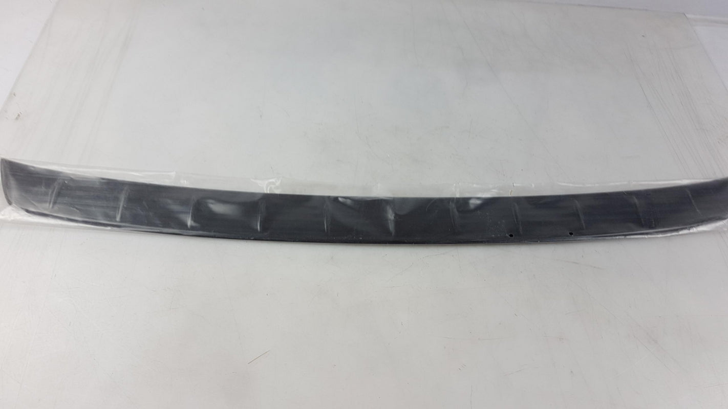 Original SKODA Kamiq Scala Schutzleiste zu Stoßfänger Ladekantenschutz 657061195