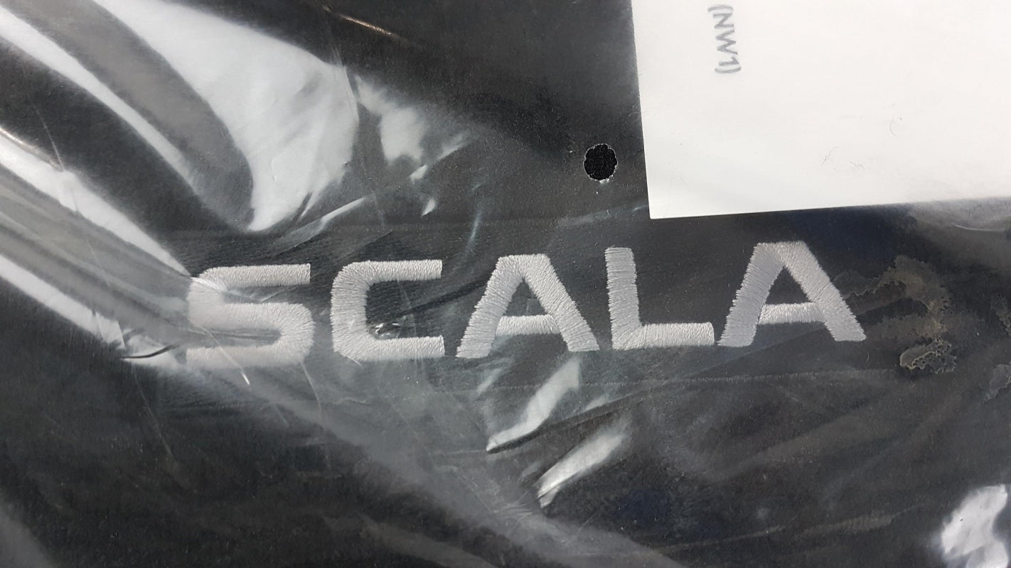 Original SKODA Kamiq '10-'21 Scala '19-'21 Fußmattensatz 4 Stück 657061270