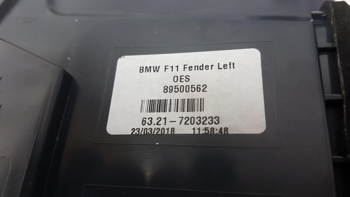 Original OE BMW Heckleuchte 63217203233