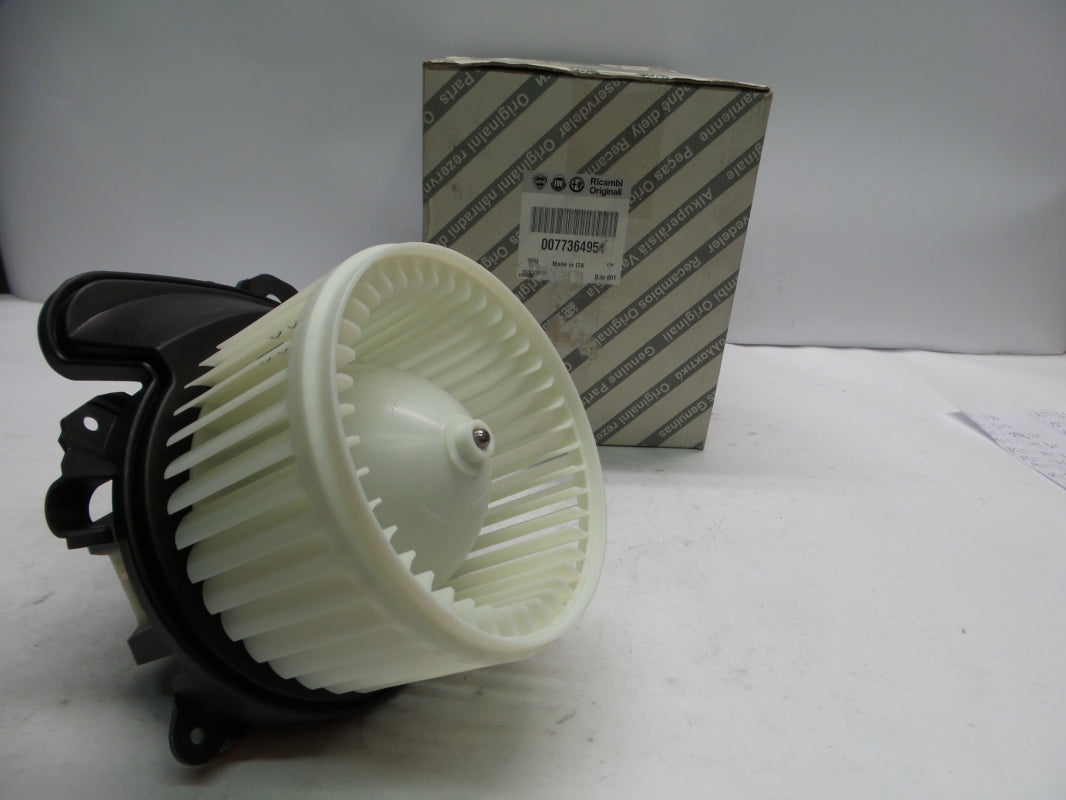 Original FIAT Grande Punto Evo Linea interior blower electric motor 77364951 