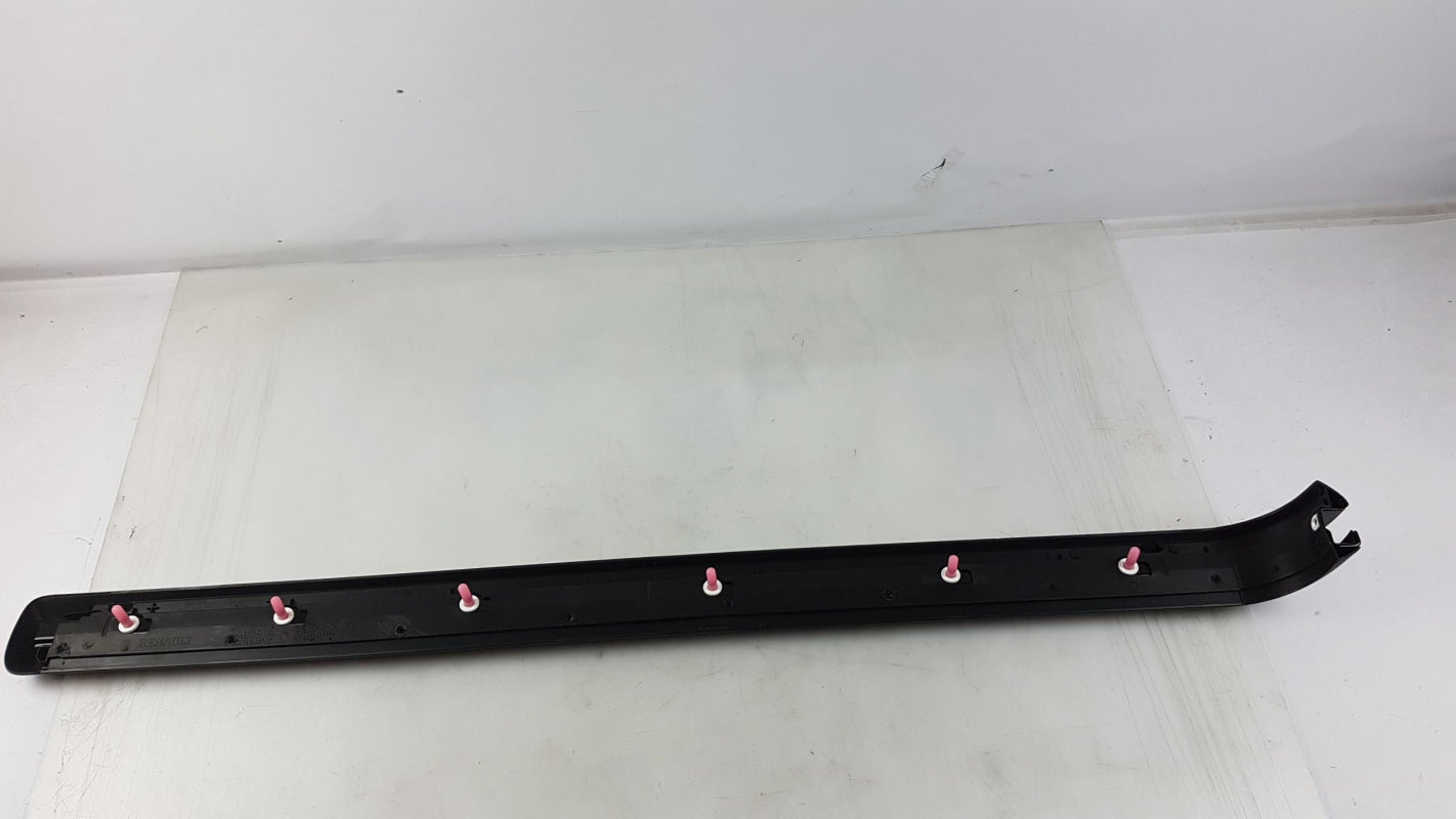 Original RENAULT Master II Schiebetür Führungsschiene rechts 8200163740