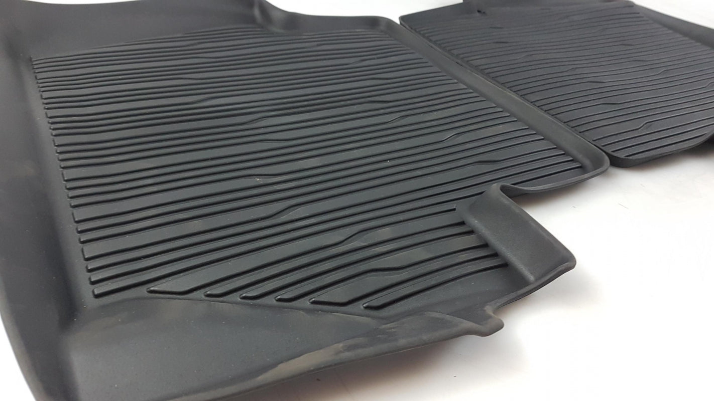 Original FORD Fiesta Puma Gummimatten Fußmatten Allwetter Hinten Schwarz 2109989
