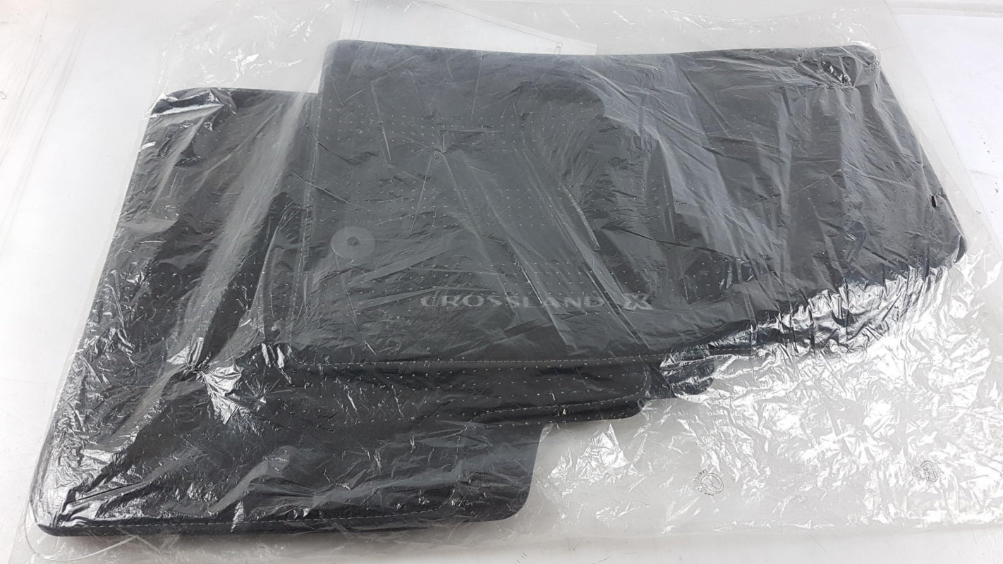 Original OPEL Crossland X Fußmattensatz Velours Schwarz (4 Stück) 13476009
