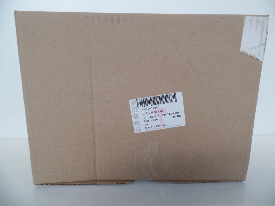 Original OE Volkswagen Heckleuchte 1K6945094E