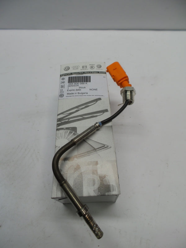 Original OE Volkswagen Abgastemperaturgeber 059906088K